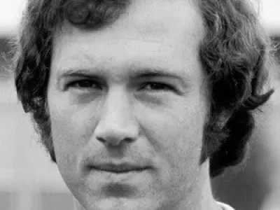 6) Franz Beckenbauer - Germania Ovest